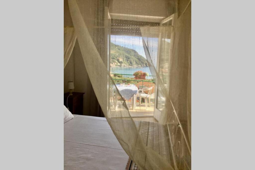 Splendido Appartamento Vista Mare Леванто Екстериор снимка